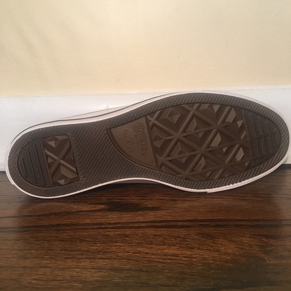 Converse Chuck Taylor Lo-Top - Picture 3 of 4